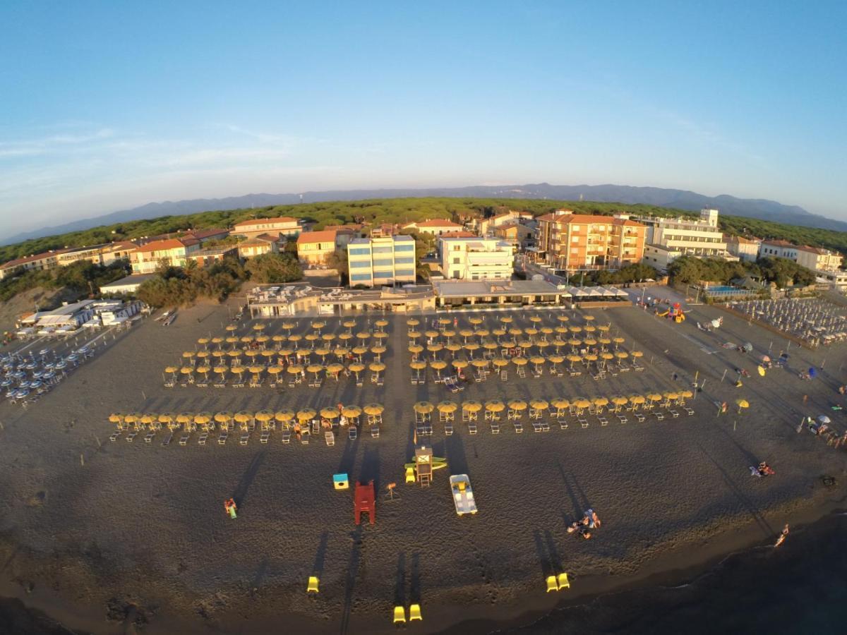Liberius A Soli 100M Dal Mare Marina di Castagneto Carducci Exteriér fotografie